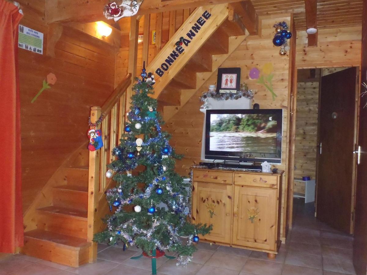 Les Chalets De La Vigne Grande Saint-Floret Extérieur photo