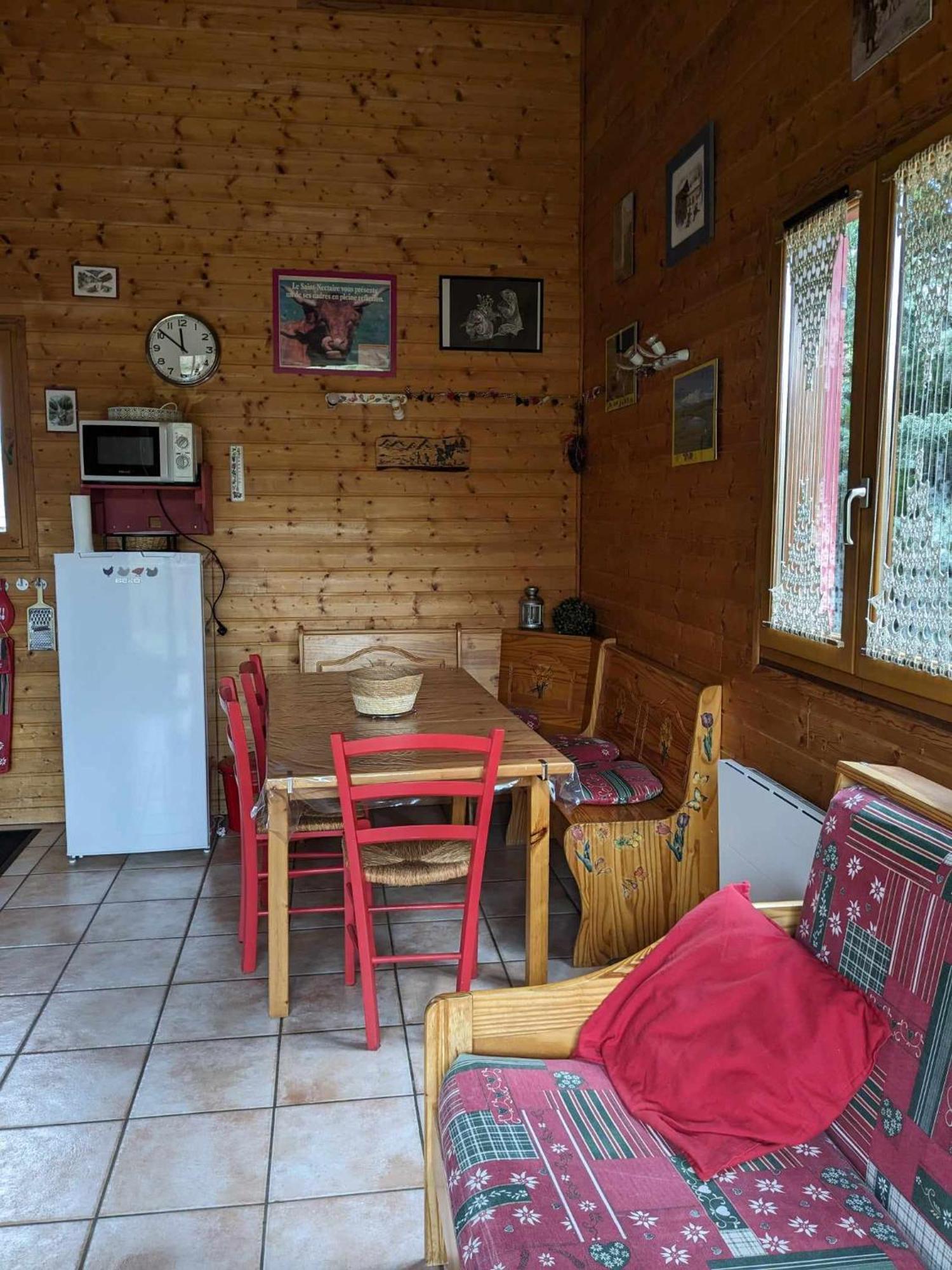 Les Chalets De La Vigne Grande Saint-Floret Extérieur photo